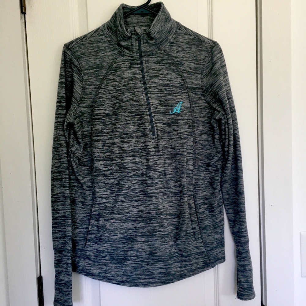 Grey fitted pullover